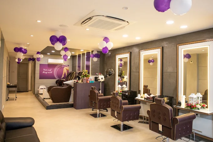 Naturals Salon